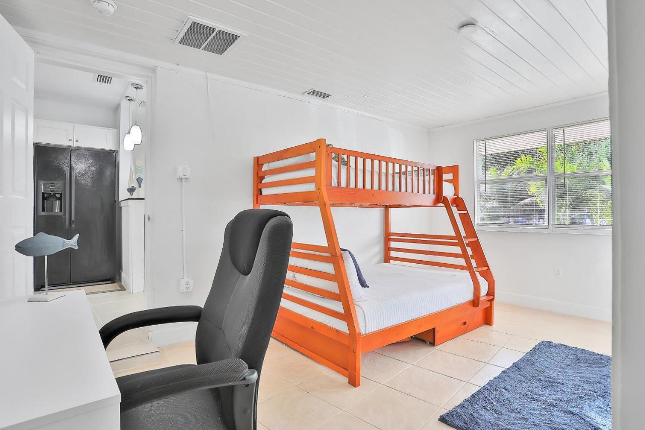 Kaslo Breeze Villa Веро Бийч Екстериор снимка